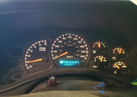 2002 Chevrolet Suburban K1500 z USA, uszkodzony, nr VIN 1GNFK16Z72J132273